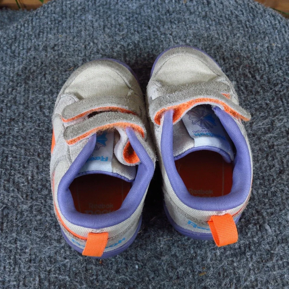 Reebok Ventureflex Toddler Sneakers Size 4 Play Shoes Grey Orange Purple